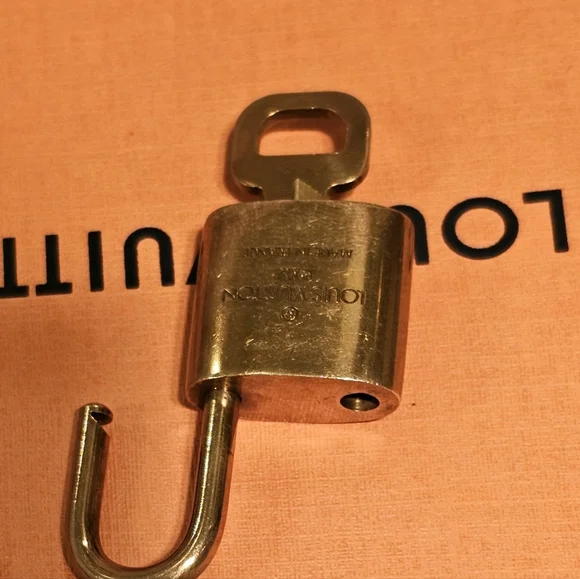 Louis Vuitton Authentic Lock & Key - Picture 2 of 6